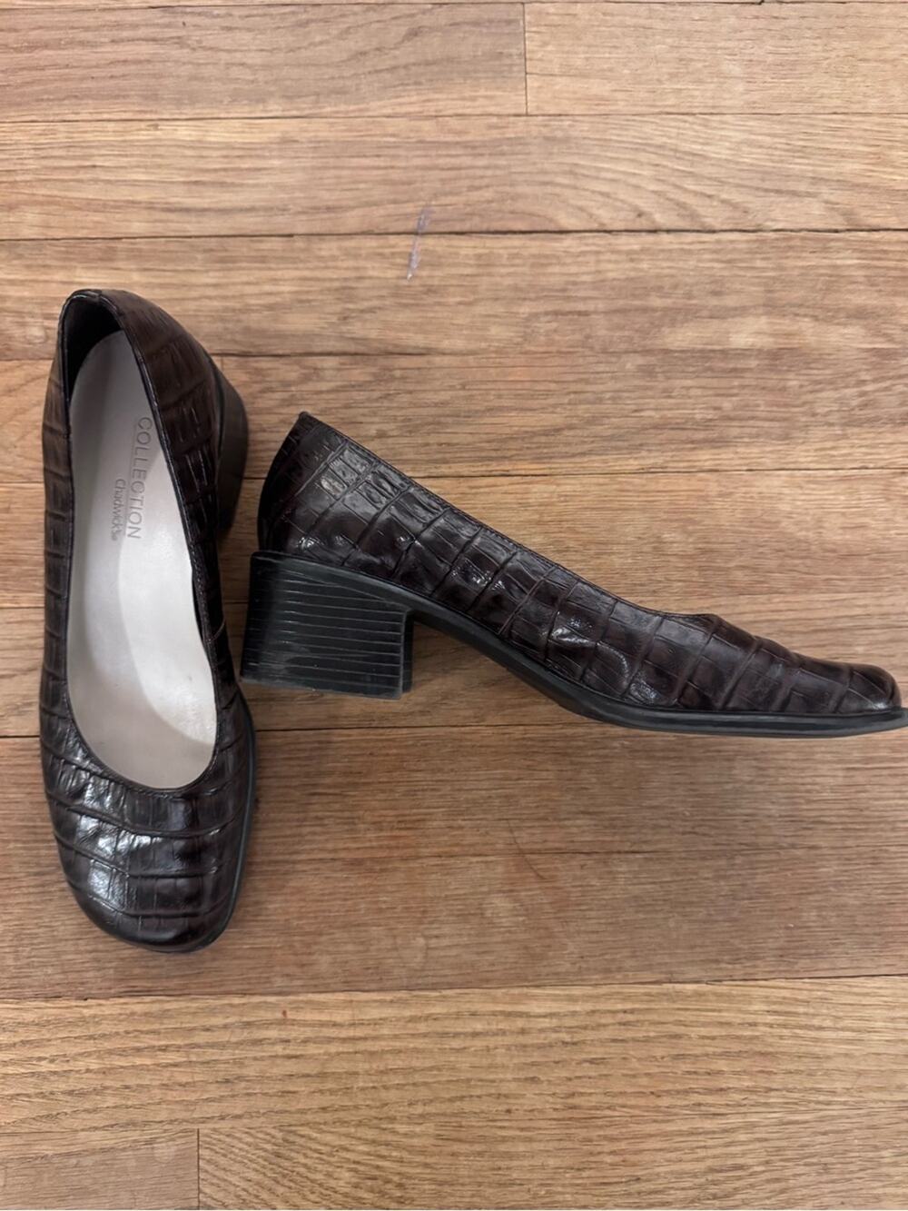 Chadwick's Women's Brown Croc Embossed Leather Block Heel Pumps - Size 8.5
b2